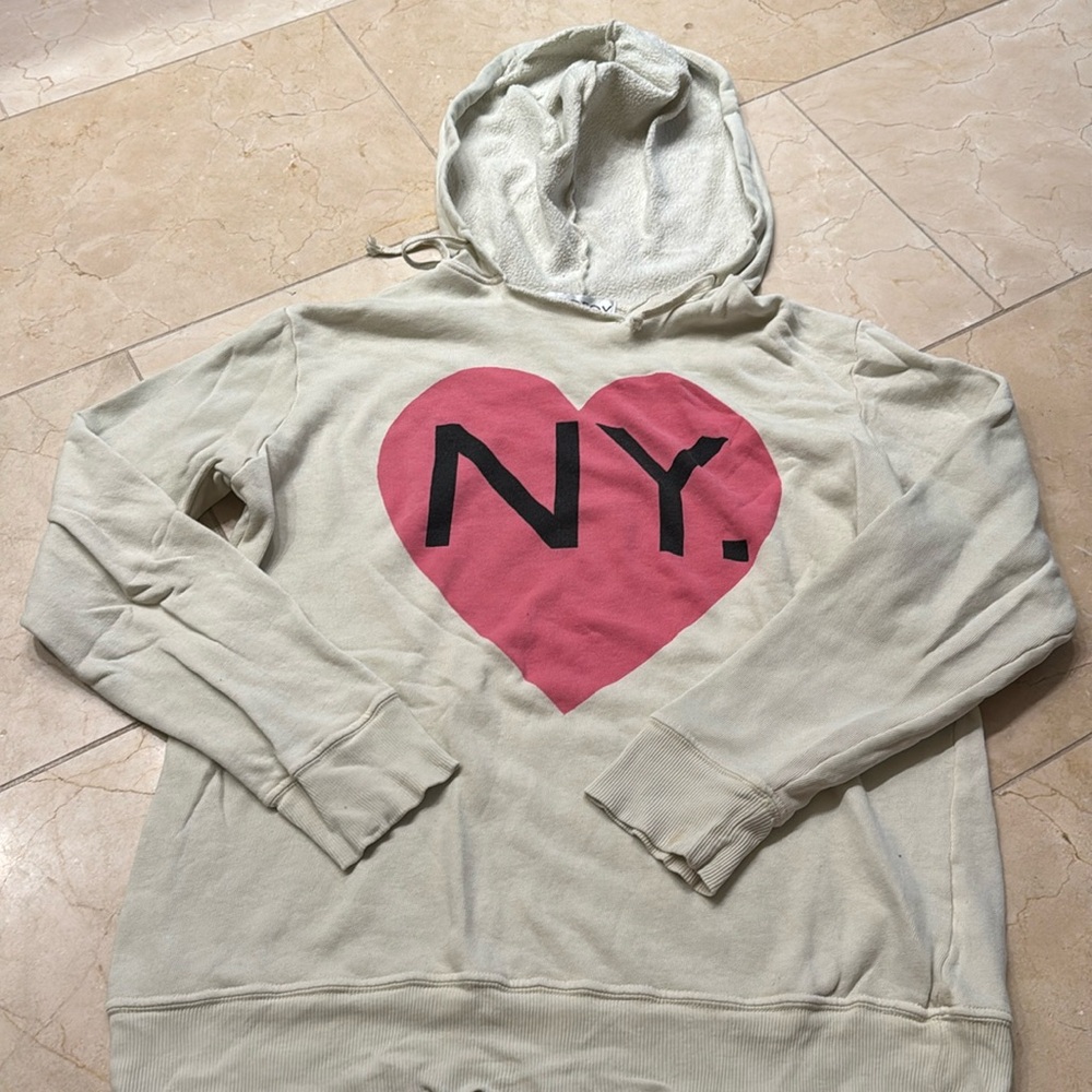 Wild fox ny ca hooded cream heart sweatshirt size medium